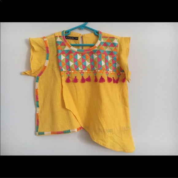 Yellow embroidered top - Picture 2 of 8